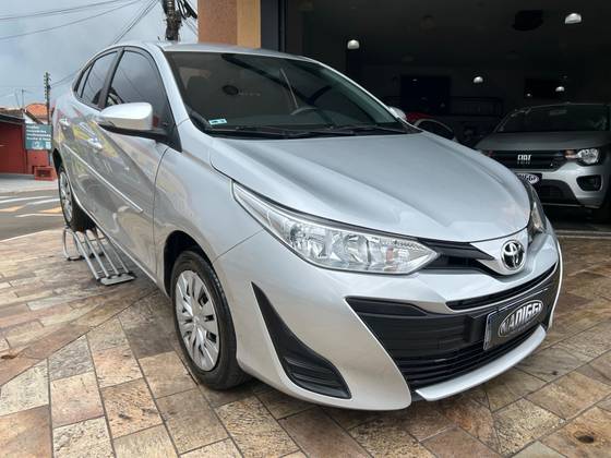 TOYOTA YARIS 1.5 16V FLEX SEDAN XL MANUAL